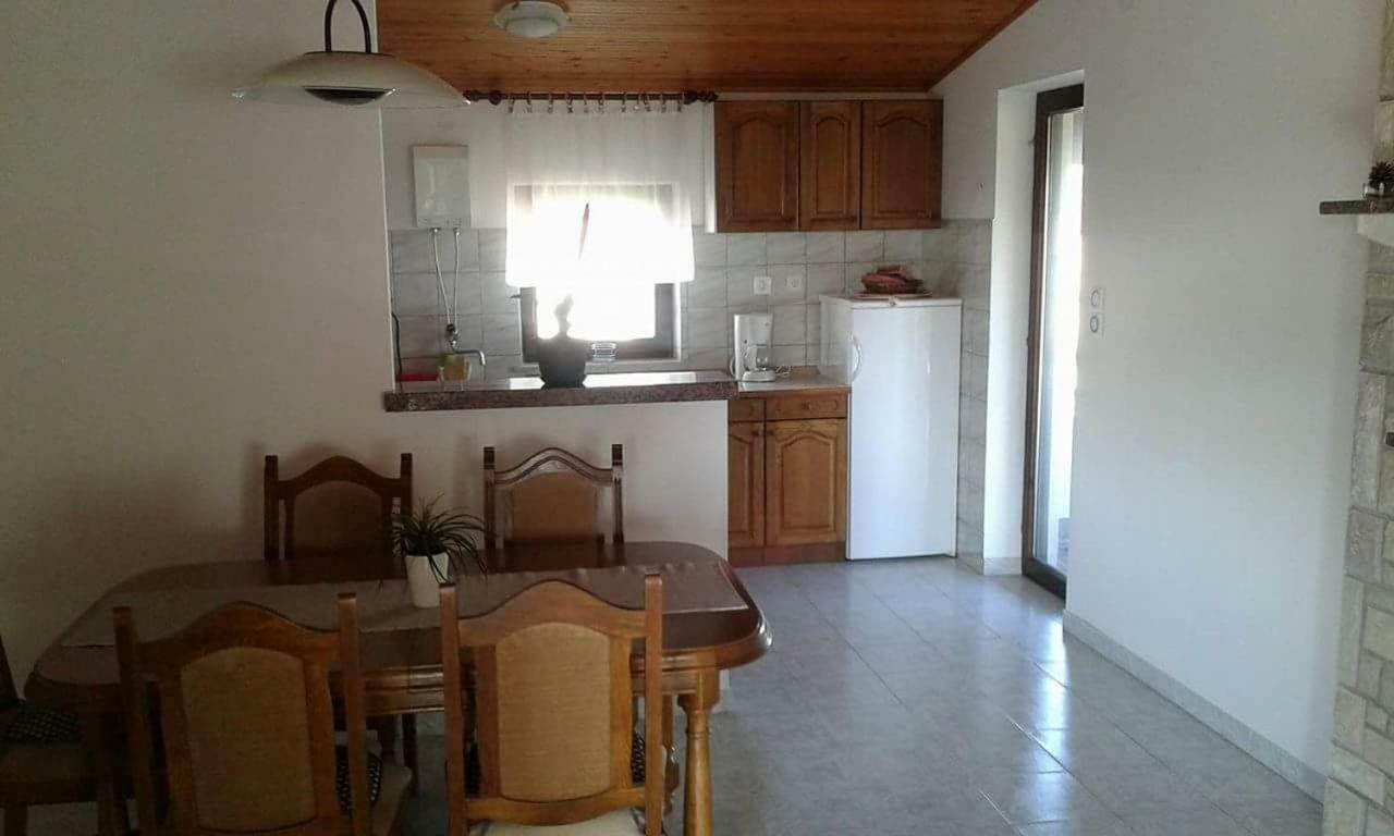 Apartment Tijano Krnica Extérieur photo