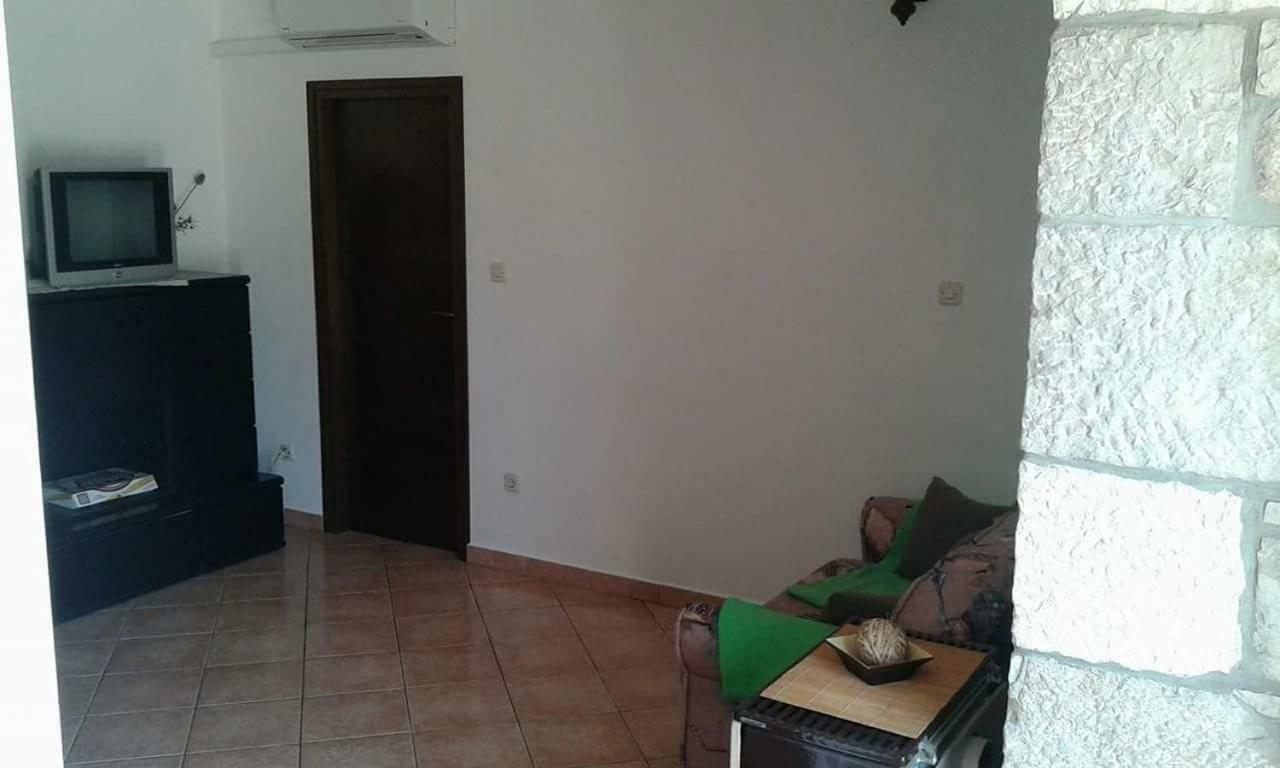 Apartment Tijano Krnica Extérieur photo